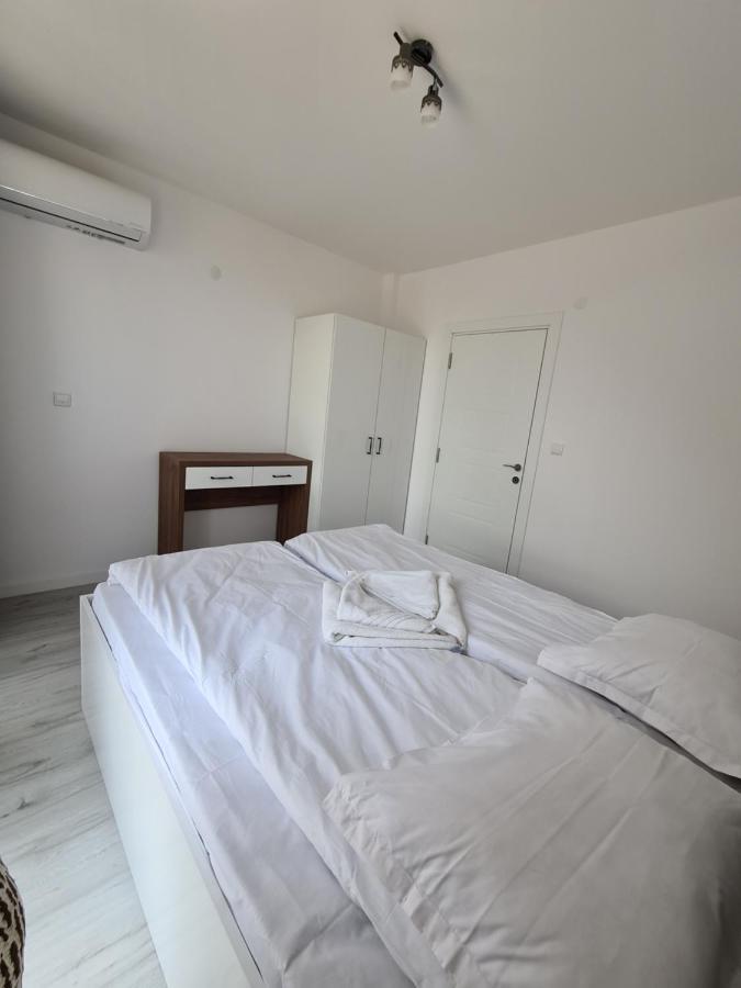 Dolphin Beach Apart Obzor Kültér fotó